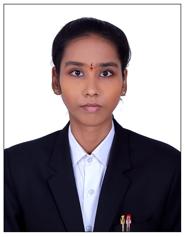 లండన్ వరకు లుక్కా హిమజ ప్రతిభ.. బ్రిటన్ మహారాణి నిర్వహించే రచనా పోటీకి న్యాయనిర్ణేతగా అరుదైన గుర్తింపు