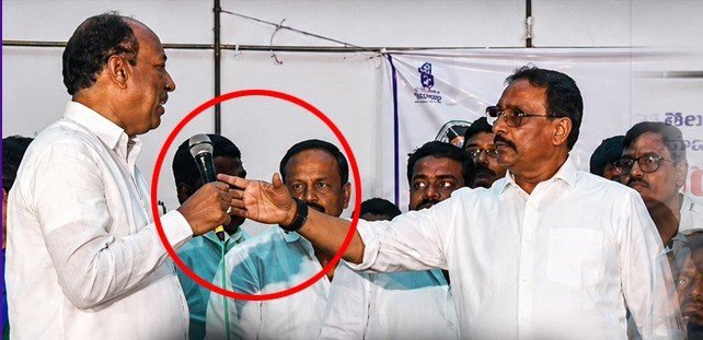 ఎమ్మెల్యేను పక్కన పెట్టి లక్కీ డ్రా.. అధికారులపై దానం ఫైర్‌