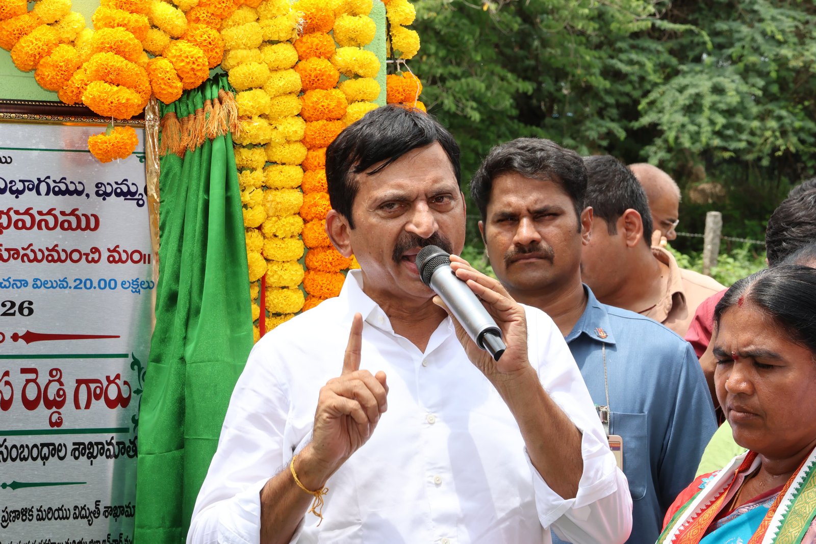 గ్రామాల సమగ్ర అభివృద్ధికి కట్టుబడి ఉన్నాం… రెవెన్యూ, హౌజింగ్, సమాచార పౌరసంబంధాల శాఖల మంత్రివర్యులు