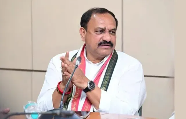 మంత్రివర్గంలోకి మహేశ్ గౌడ్.. కొత్త పీసీసీ చీఫ్‌పై ఉత్కంఠ