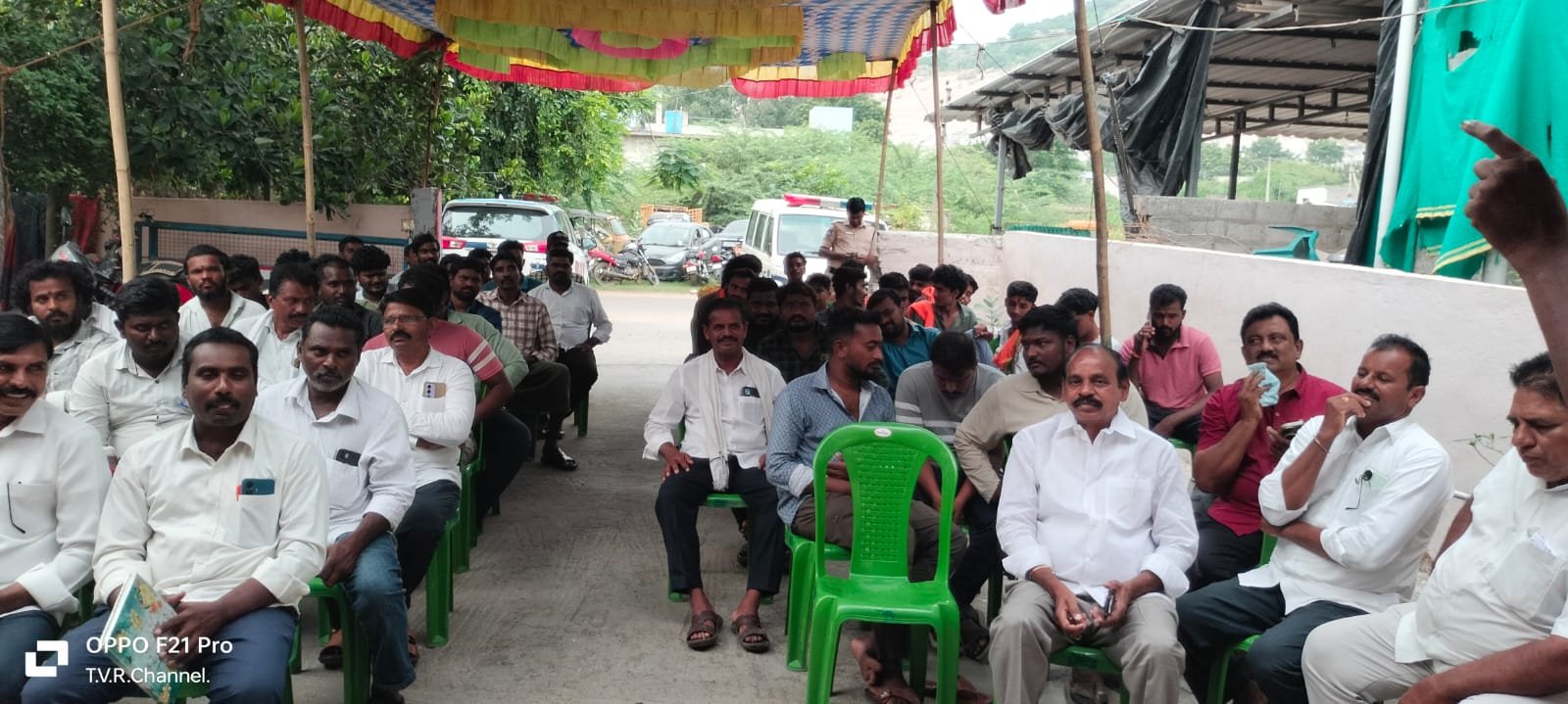 శాంతియుత వాతావరణంలో వినాయక ఉత్సవాలు జరుపుకోవాలి - అనంతగిరి ఎస్ఐ ఏడుకొండలు - Additional Image
