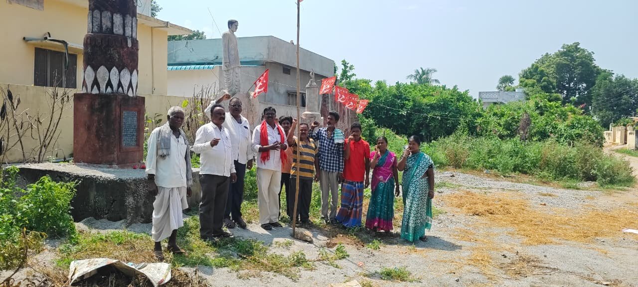 తెలంగాణ సాయుధ పోరాటానికి  నిజమైన వారసులు కమ్యూనిస్టులే: 