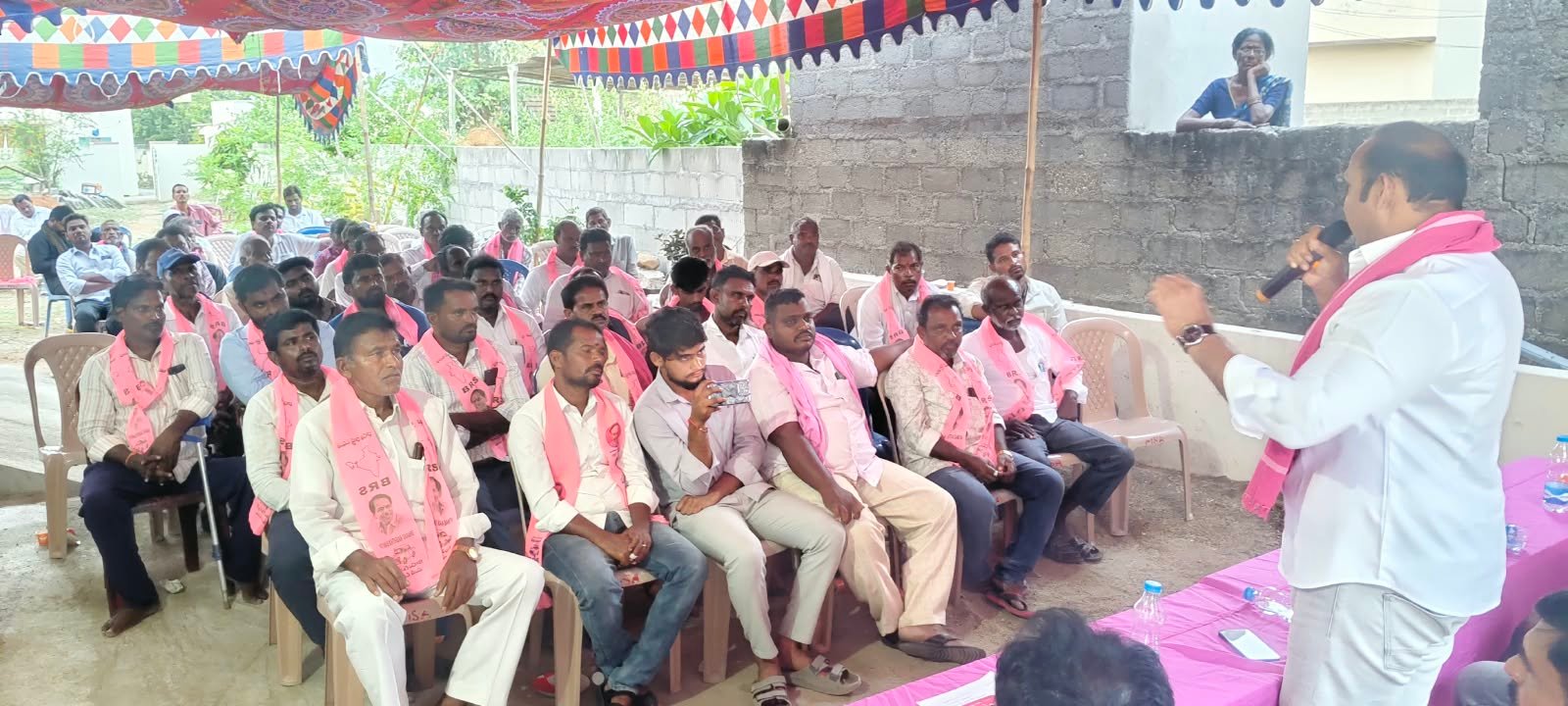 ప్రజాస్వామ్య ప్రక్రియలో ప్రభుత్వంపై అసంతృప్తి వెళ్లగక్కి నిరసన తెలిపే ఏకైక ఆయుధం ఓటుహక్కు  - Additional Image
